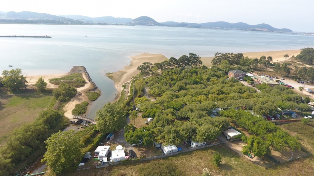 El camping Playa Regatón galardonado con el premio nacional al camping con encanto